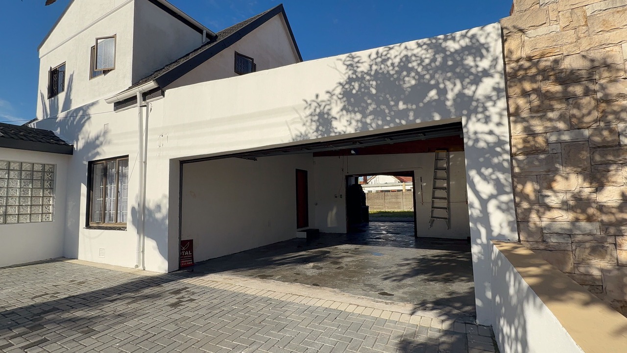 Photo of Outdoor in Lansdowne