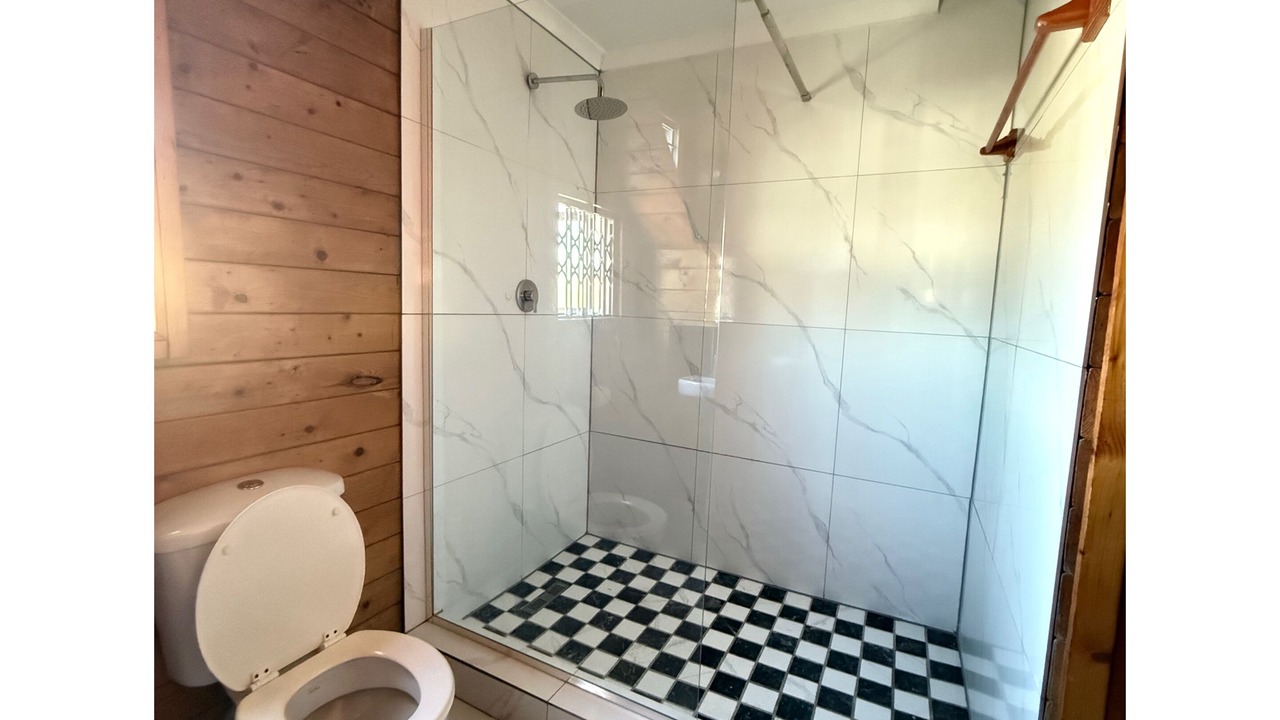 Photo of Bathroom in Lansdowne