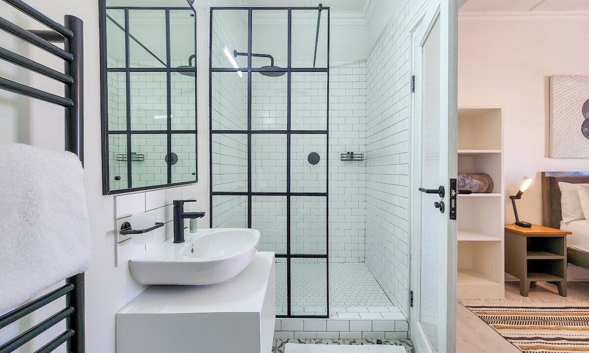 Photo of Bathroom in Observatory