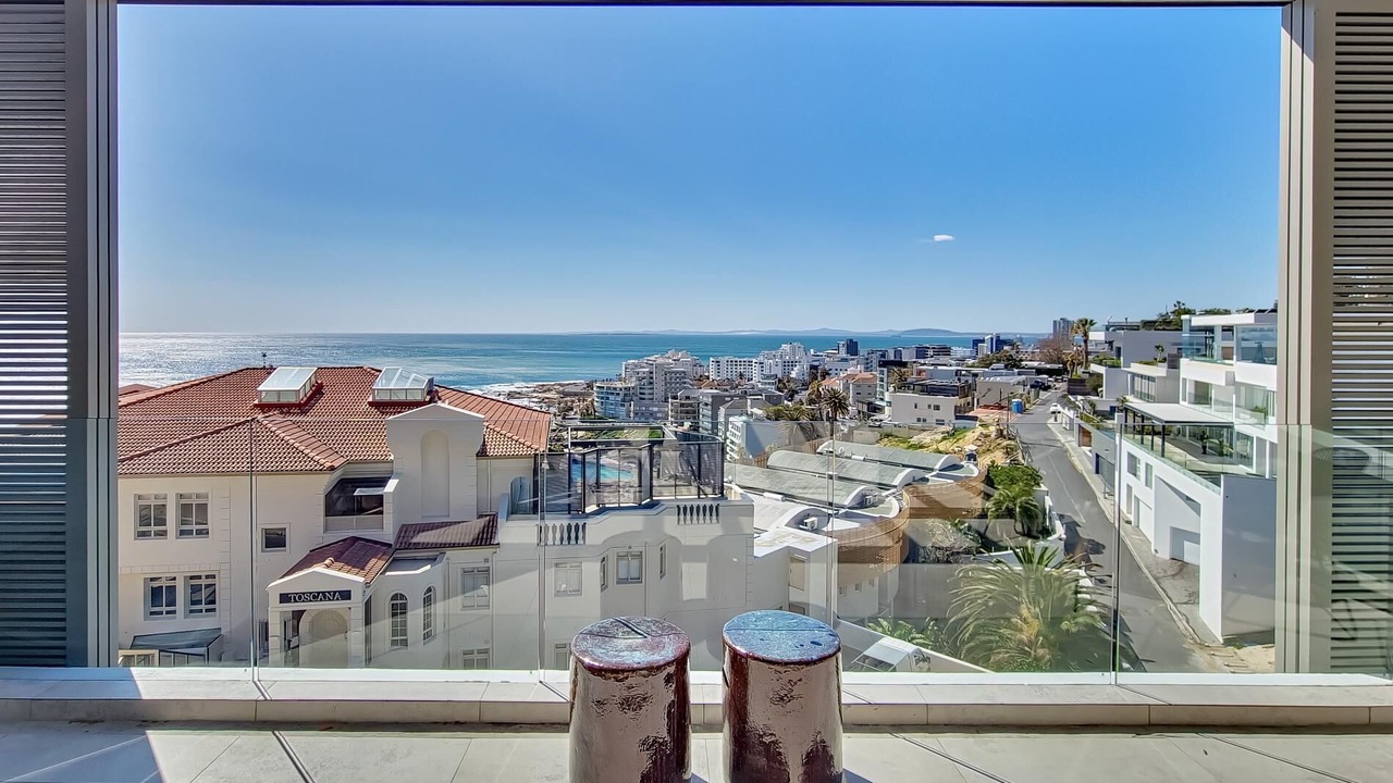 Photo of Patio Balcony in Bantry Bay