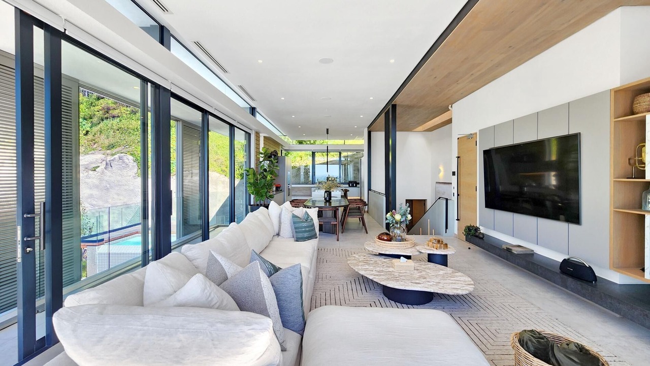 Photo of Livingroom in Bantry Bay