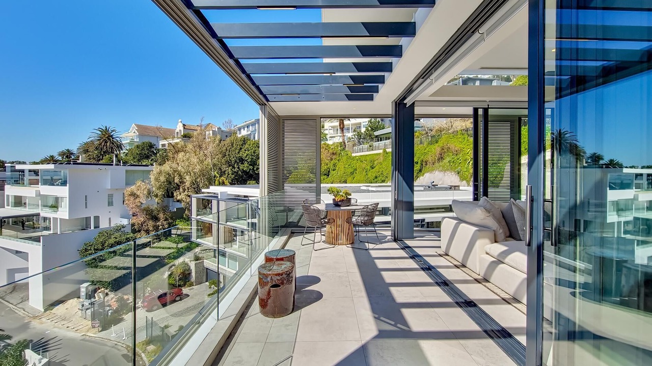 Photo of Patio Balcony in Bantry Bay