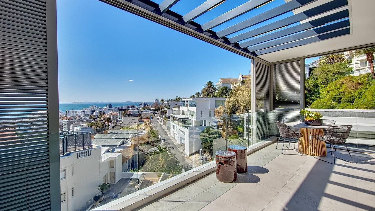 Photo of Patio Balcony in Bantry Bay