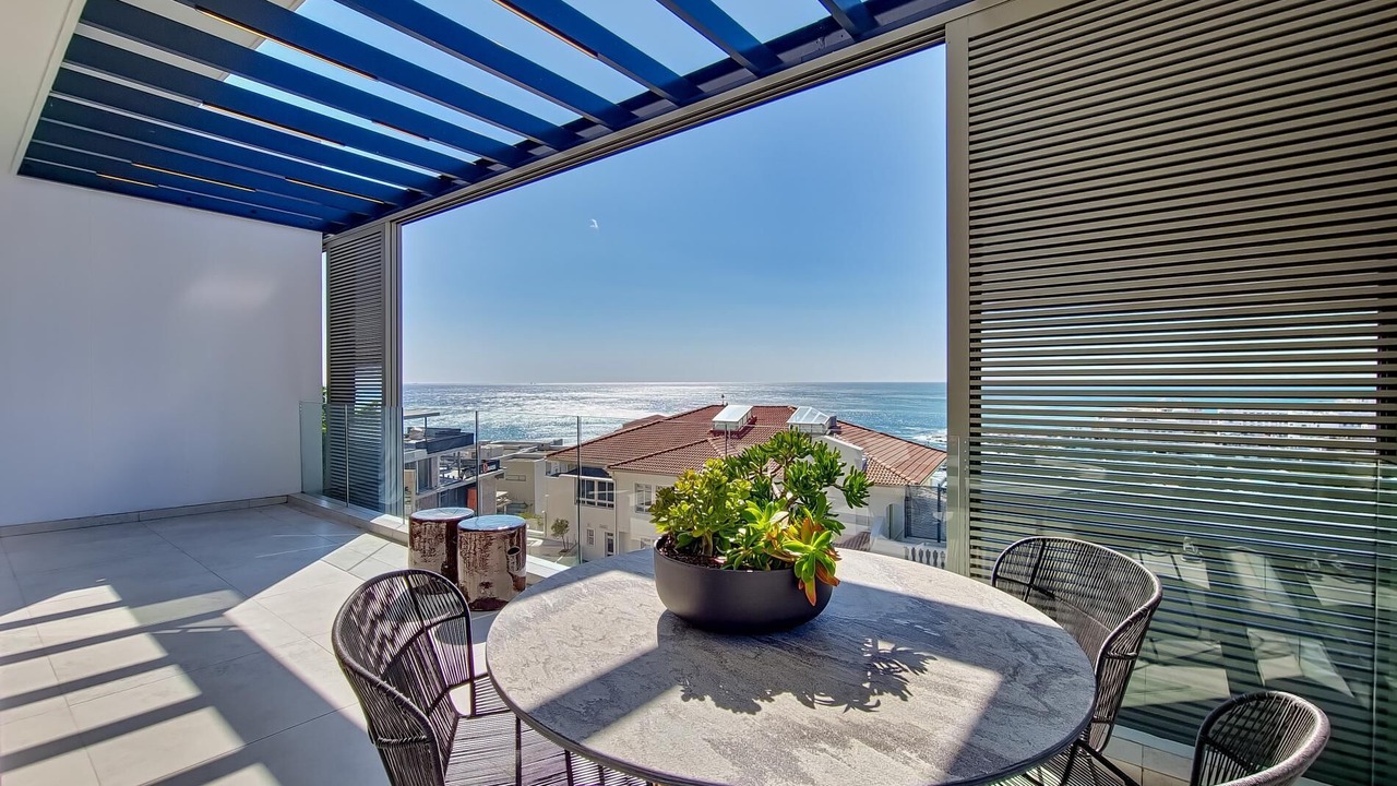 Photo of Patio Balcony in Bantry Bay