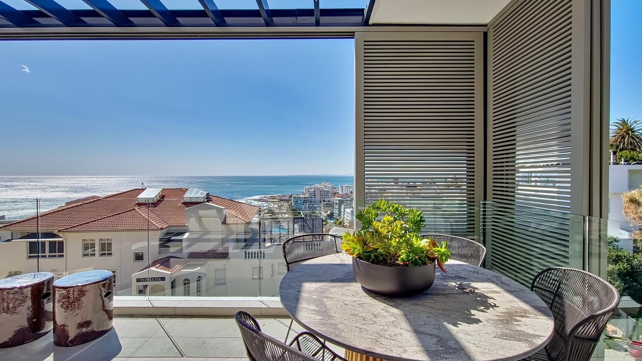 Photo of Patio Balcony in Bantry Bay