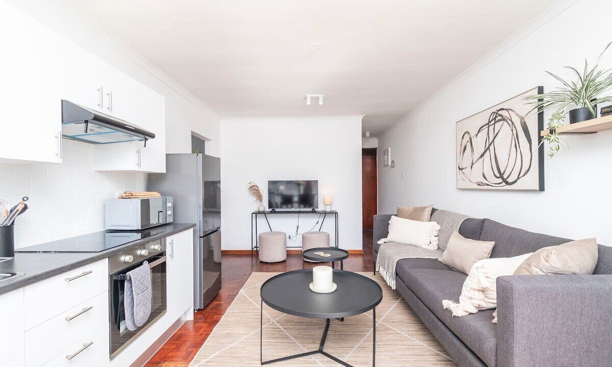 Photo of Livingroom in Claremont