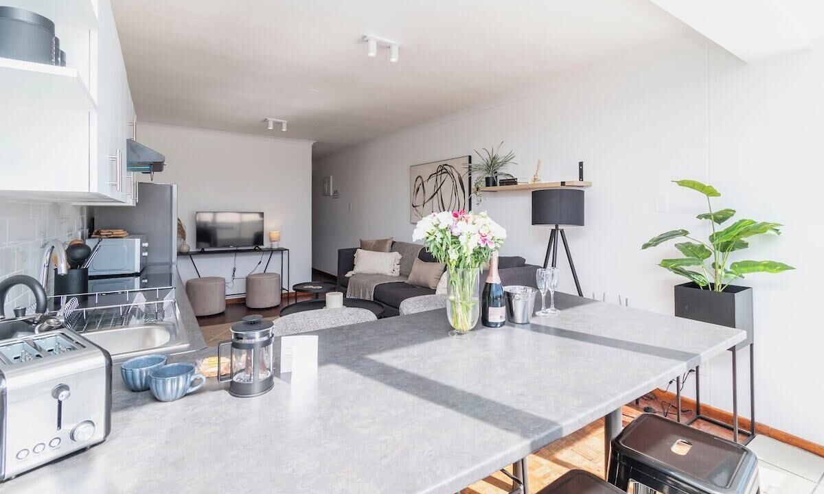 Photo of Livingroom in Claremont