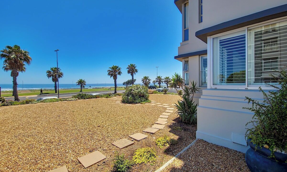 Photo of Outdoor in Three Anchor Bay