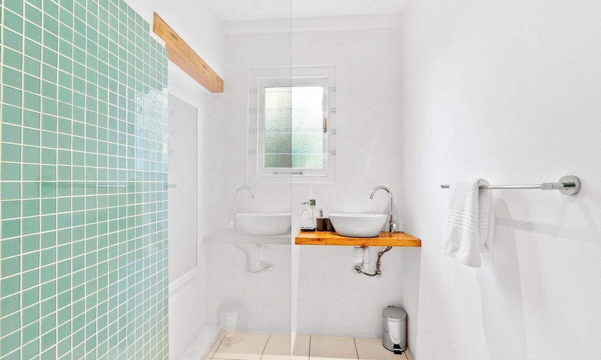 Photo of Bathroom in Newlands