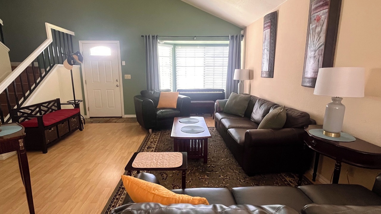Photo of Livingroom in Pinole