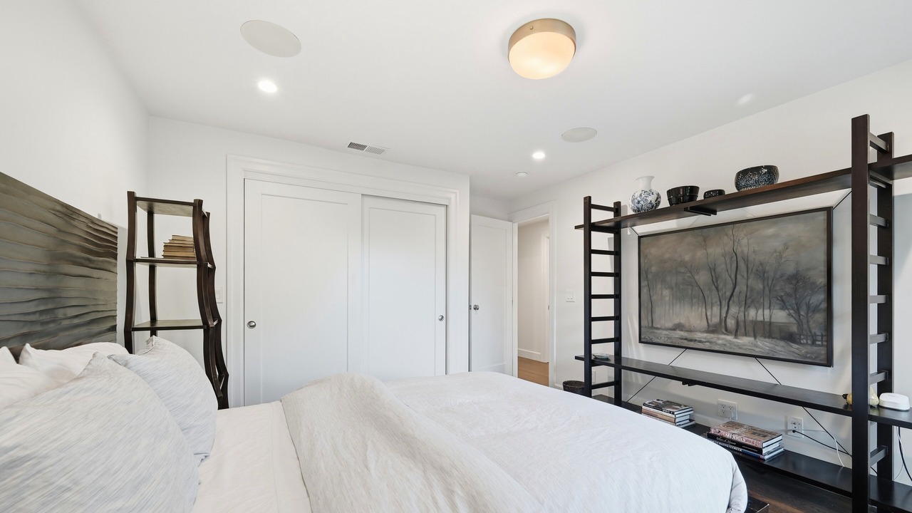 Photo of Bedroom in Mission Terrace