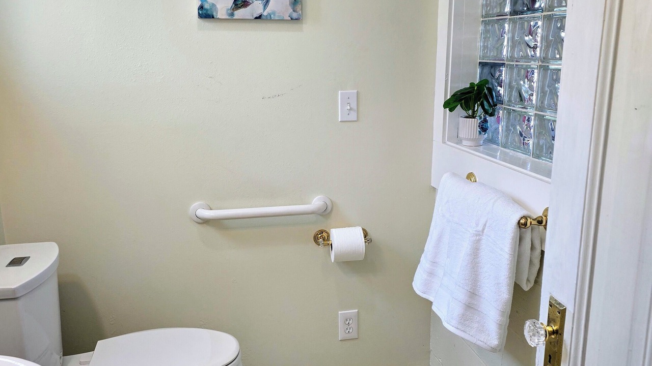 Photo of Bathroom in Bodega Bay