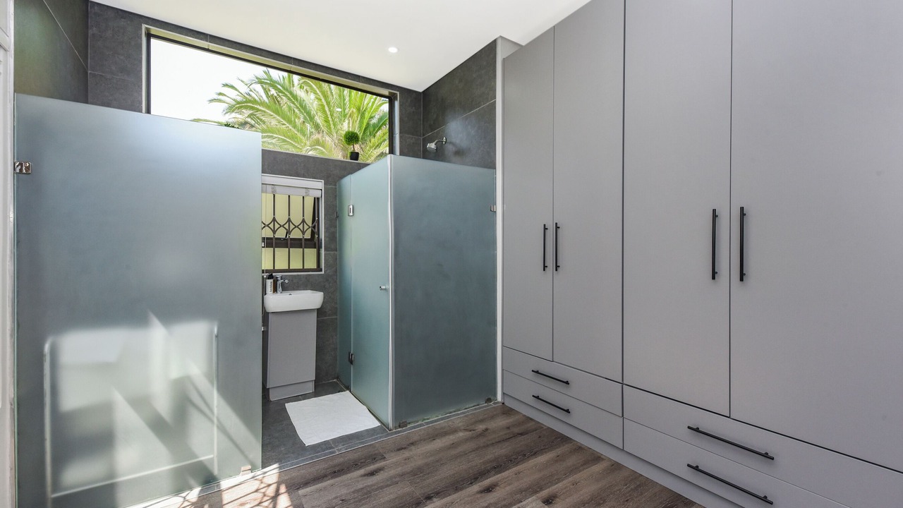 Photo of Bathroom in Greater Johannesburg Metropolitan Area