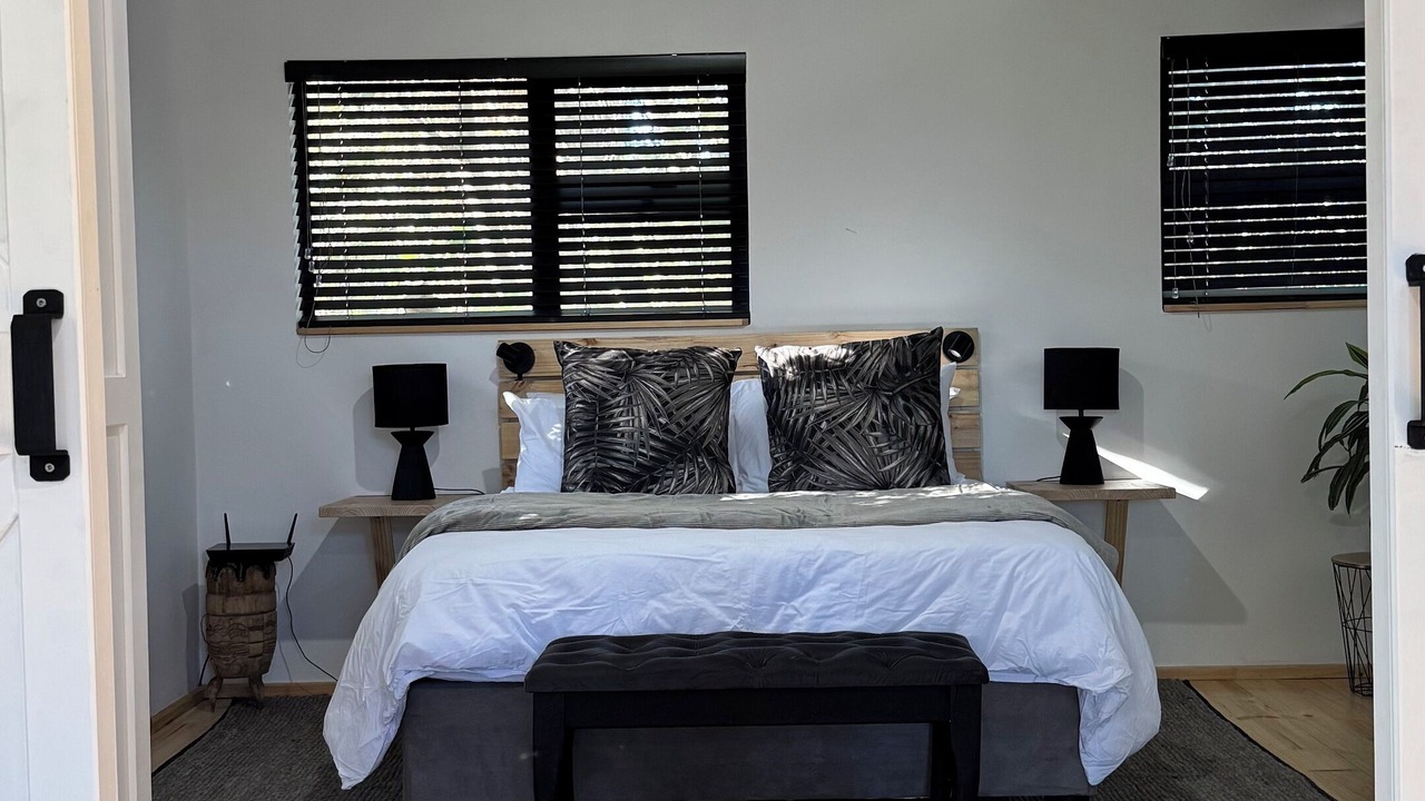 Photo of Bedroom in Flora Park