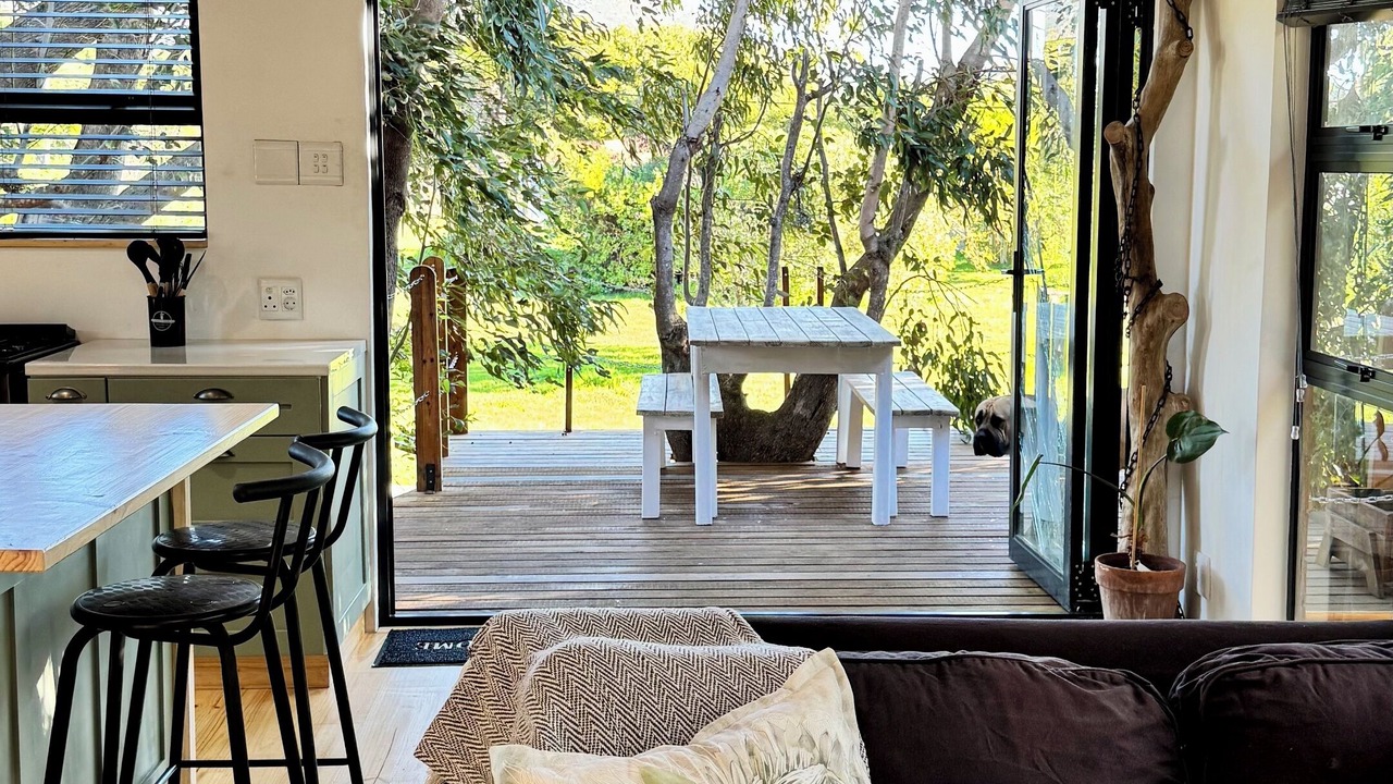 Photo of Livingroom in Flora Park