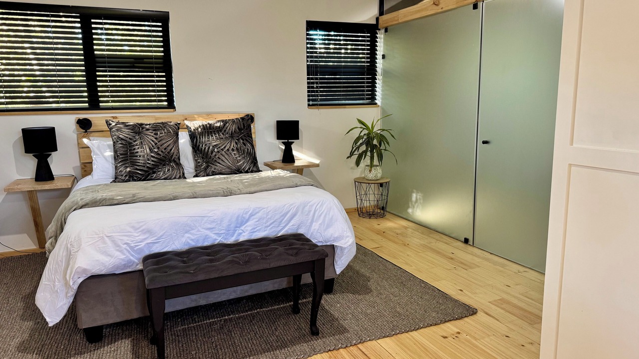 Photo of Bedroom in Flora Park