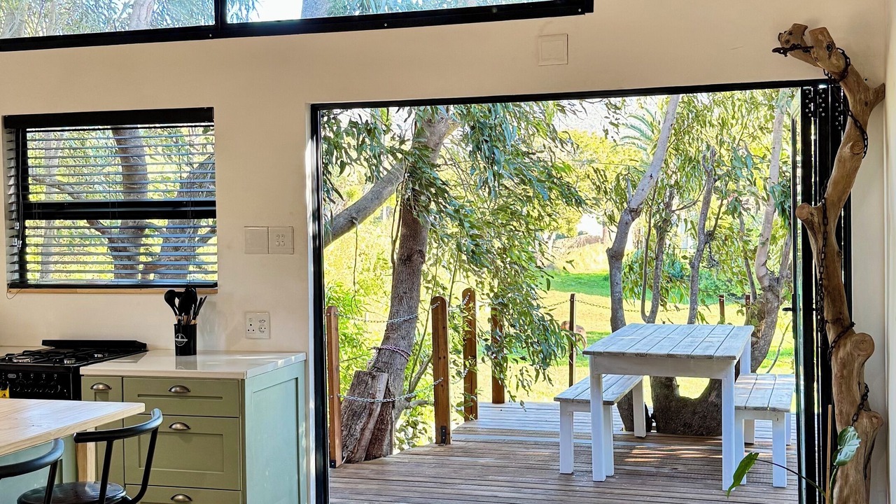Photo of Livingroom in Flora Park