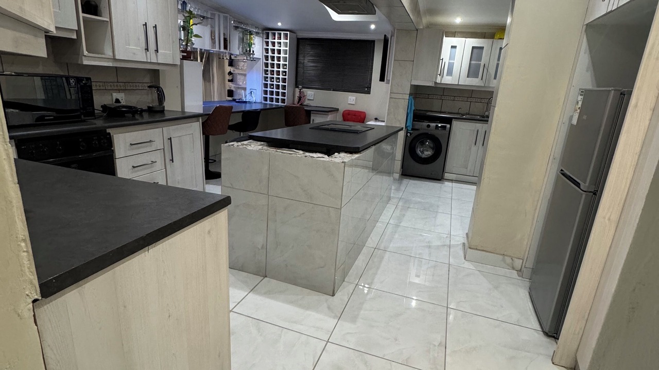 Photo of Kitchen in Kraaifontein