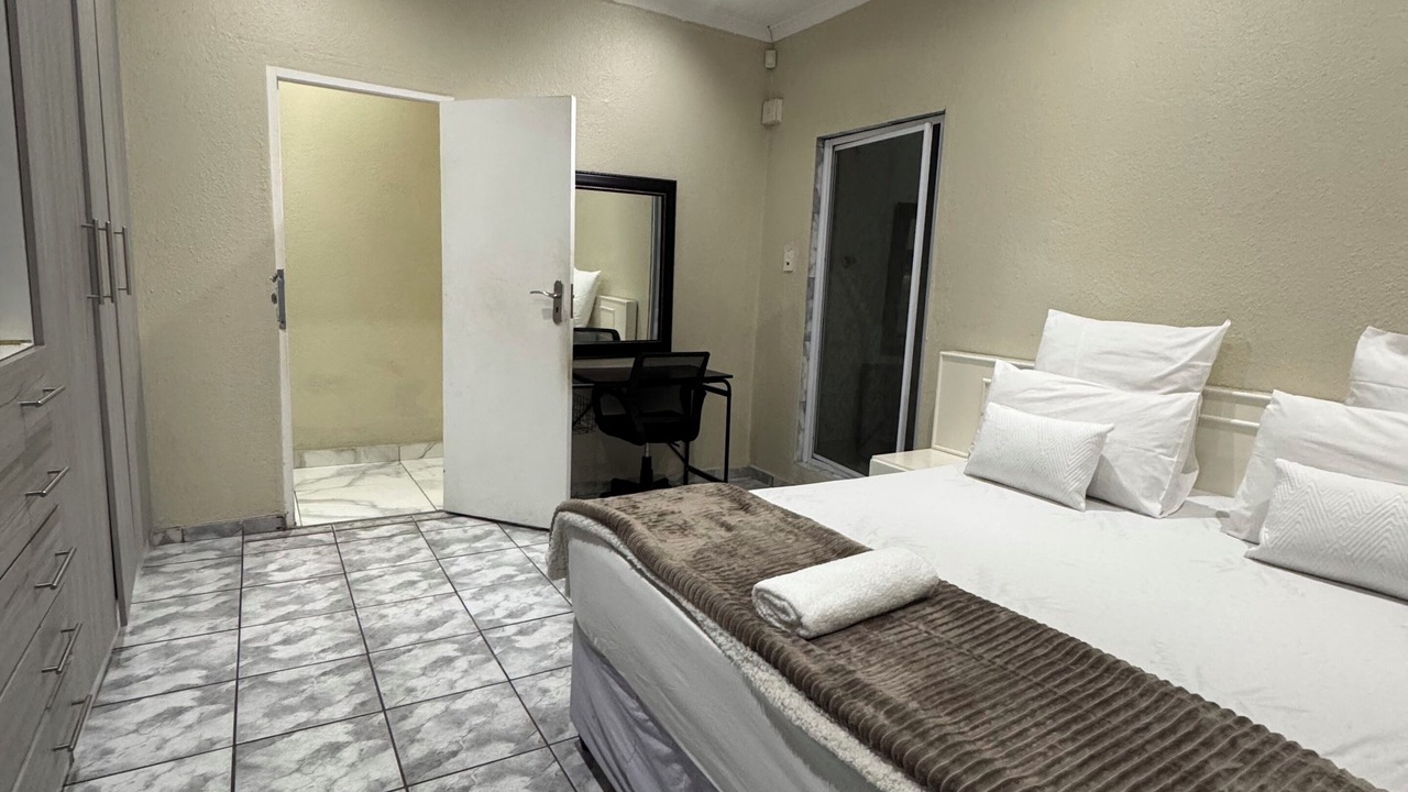 Photo of Bedroom in Kraaifontein