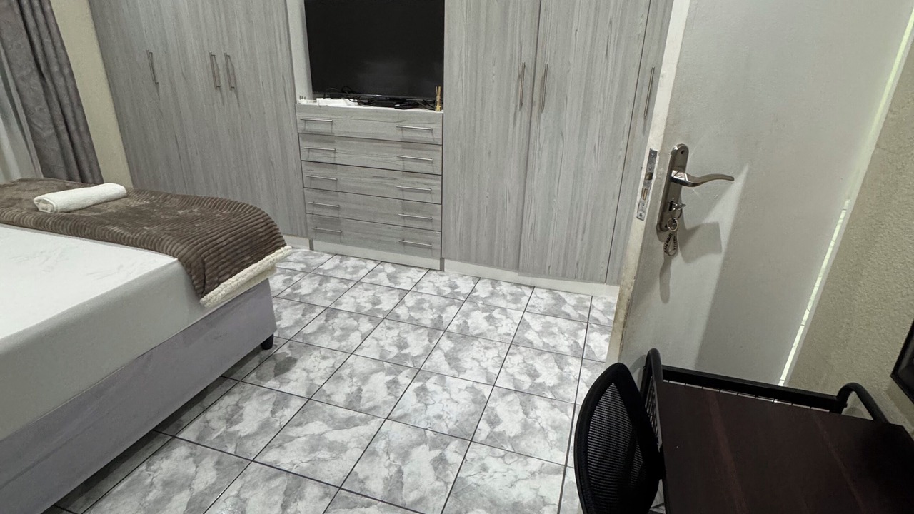 Photo of Bedroom in Kraaifontein