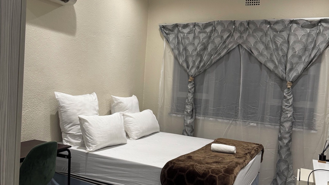Photo of Bedroom in Kraaifontein