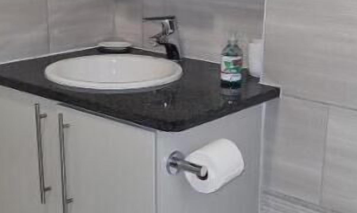 Photo of Bathroom in Strand