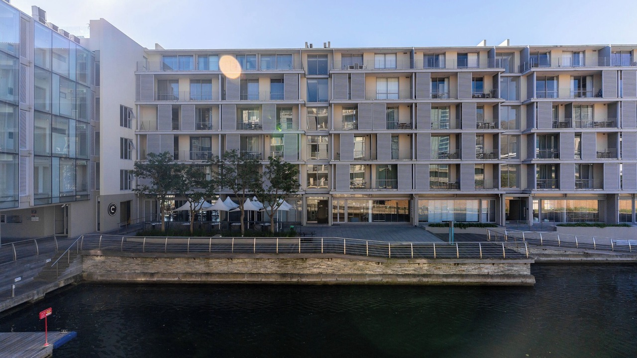 Photo of Outdoor in Victoria and Alfred Waterfront
