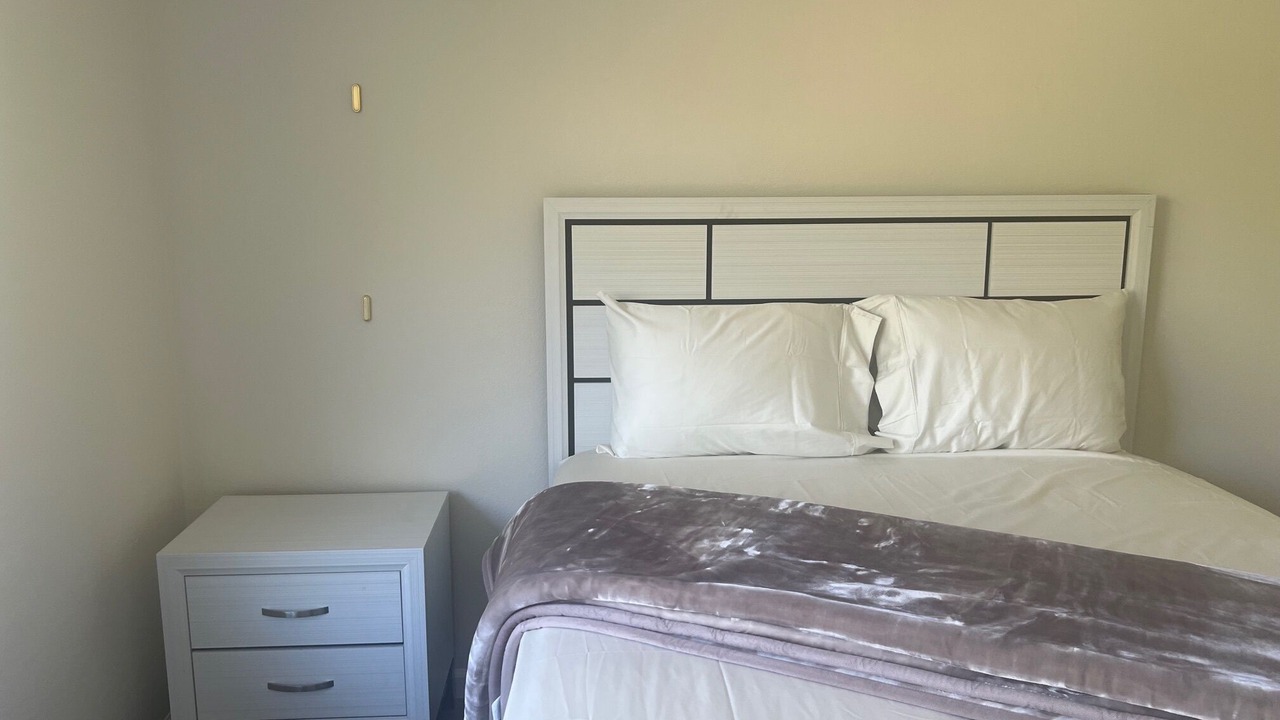 Photo of Bedroom in El Sobrante