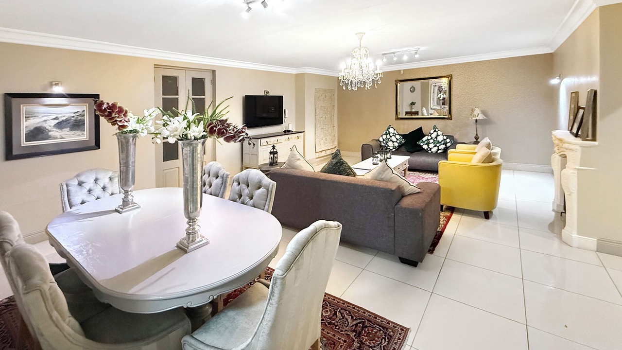 Photo of Livingroom in Greater Johannesburg Metropolitan Area