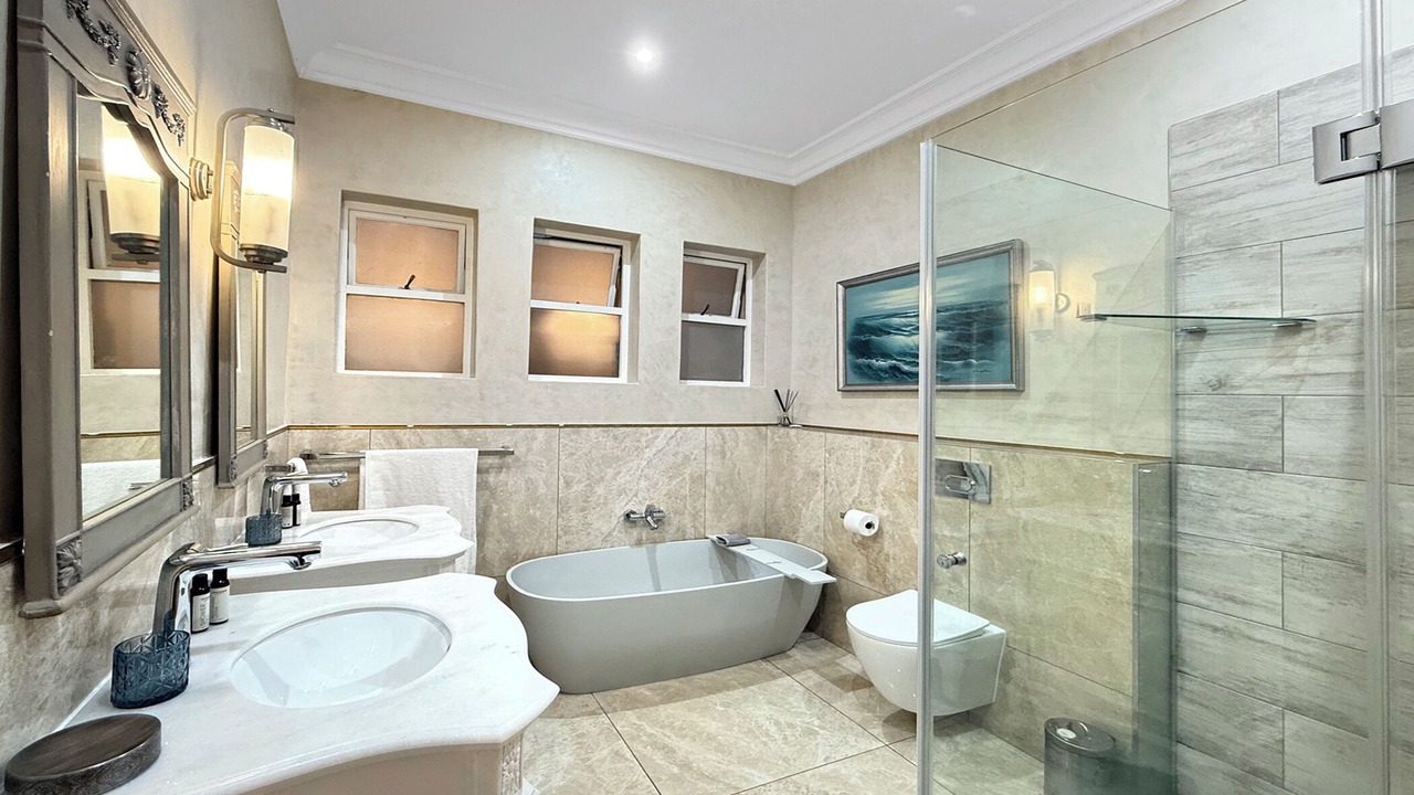 Photo of Bathroom in Greater Johannesburg Metropolitan Area