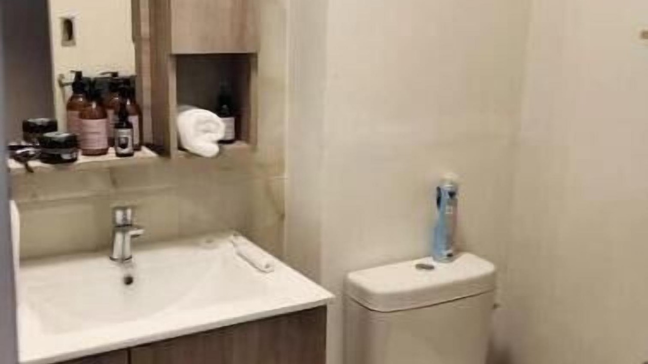 Photo of Bathroom in Strand
