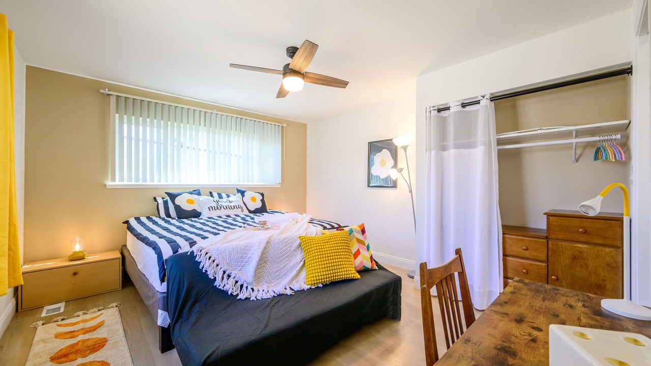 Photo of Bedroom in Davis Tract