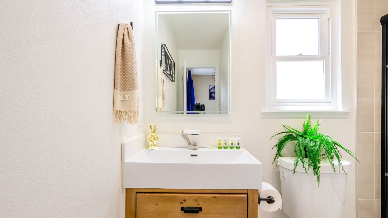 Photo of Bathroom in Davis Tract