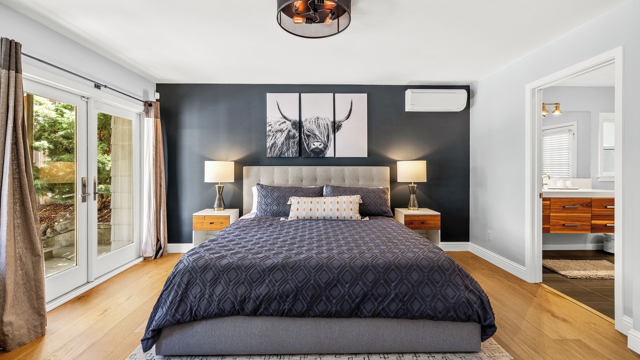 Photo of Bedroom in Santa Rosa