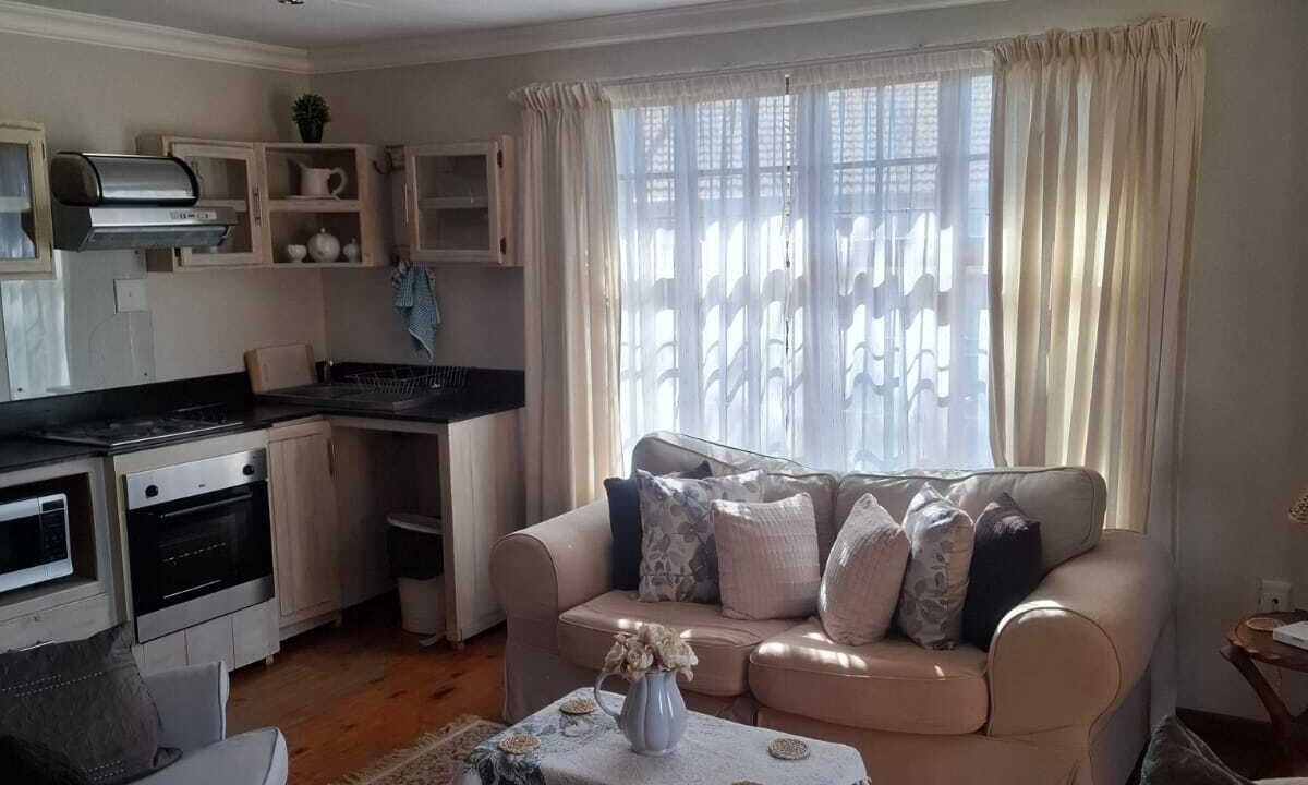 Photo of Livingroom in Ladybrand