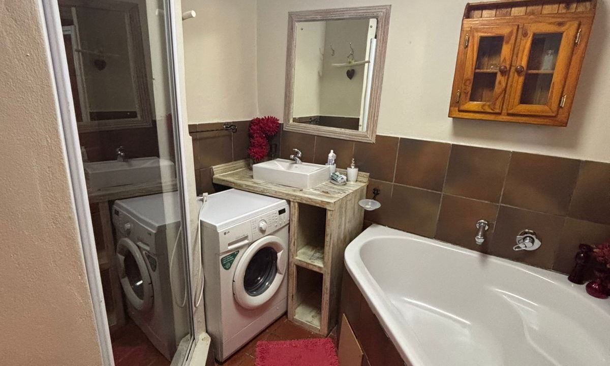 Photo of Bathroom in Ladybrand