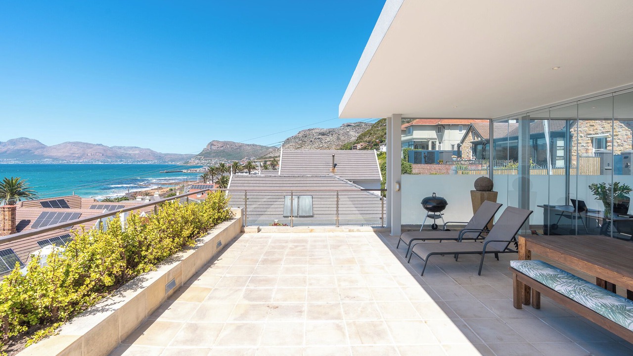 Photo of Patio Balcony in St. James