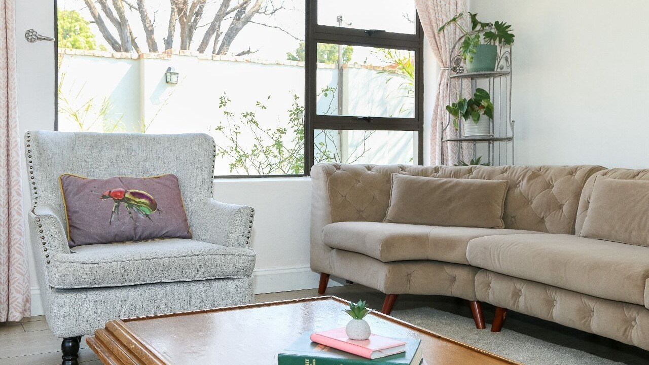 Photo of Livingroom in Ekurhuleni