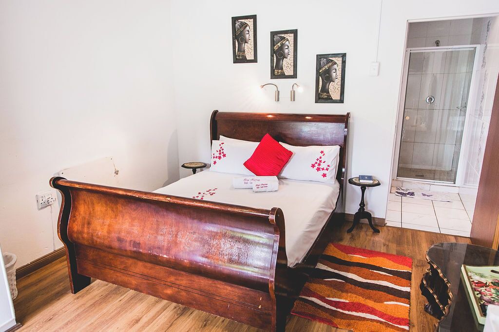 Photo of Bedroom in Komani