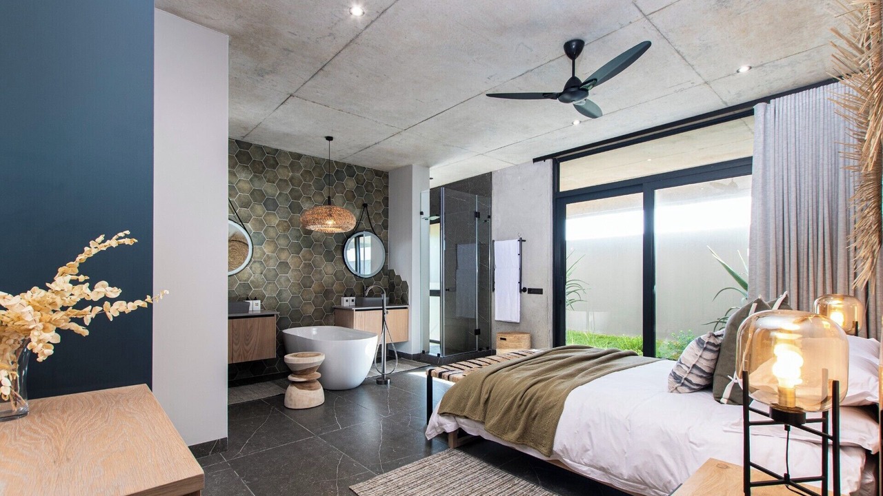 Photo of Bedroom in Myoli Beach