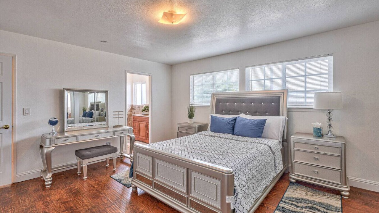 Photo of Bedroom in Marina
