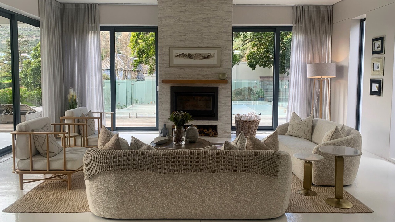 Photo of Livingroom in Scott Estate