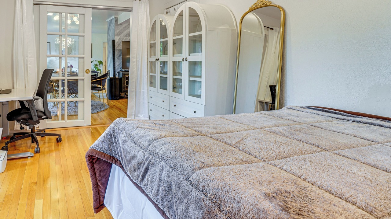 Photo of Bedroom in Walnut Creek