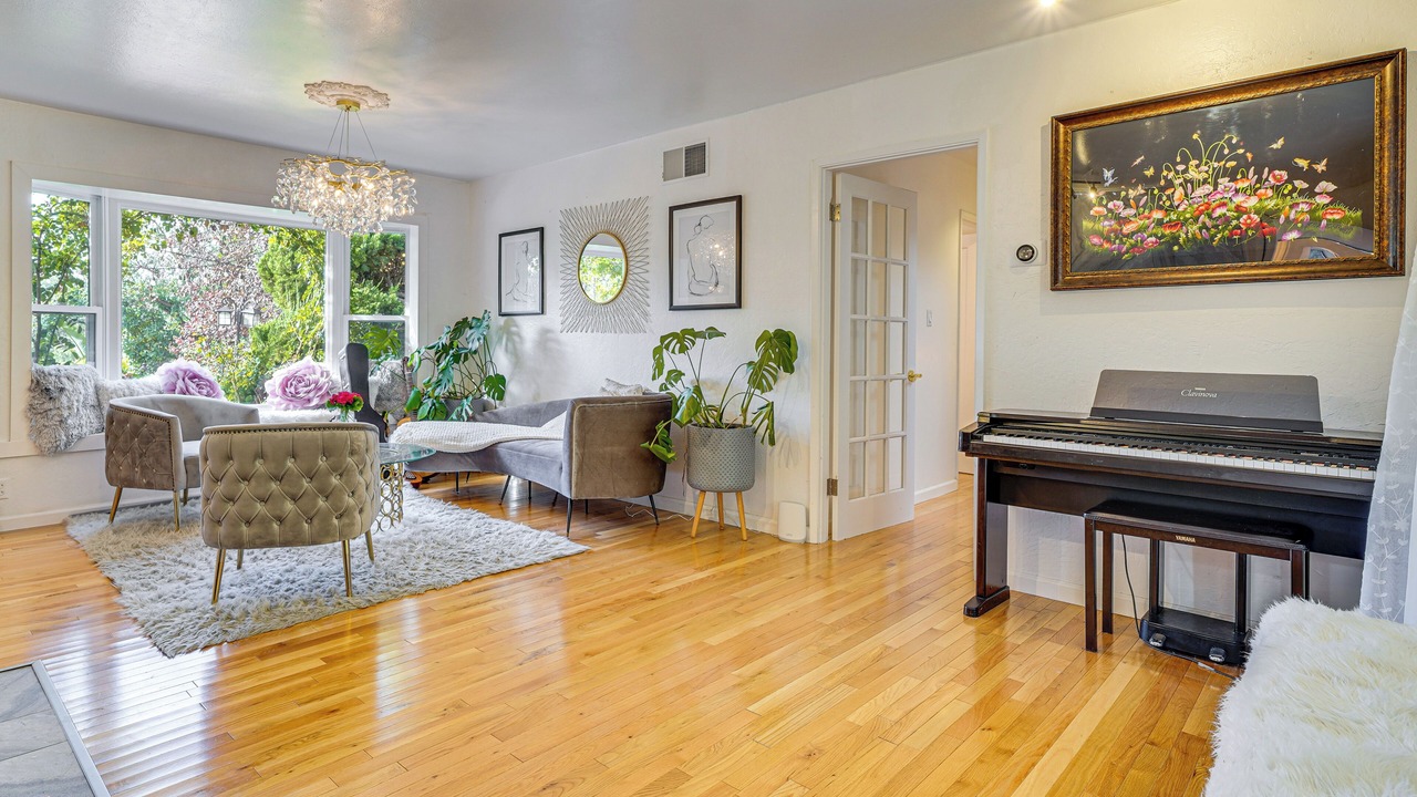Photo of Bedroom in Walnut Creek