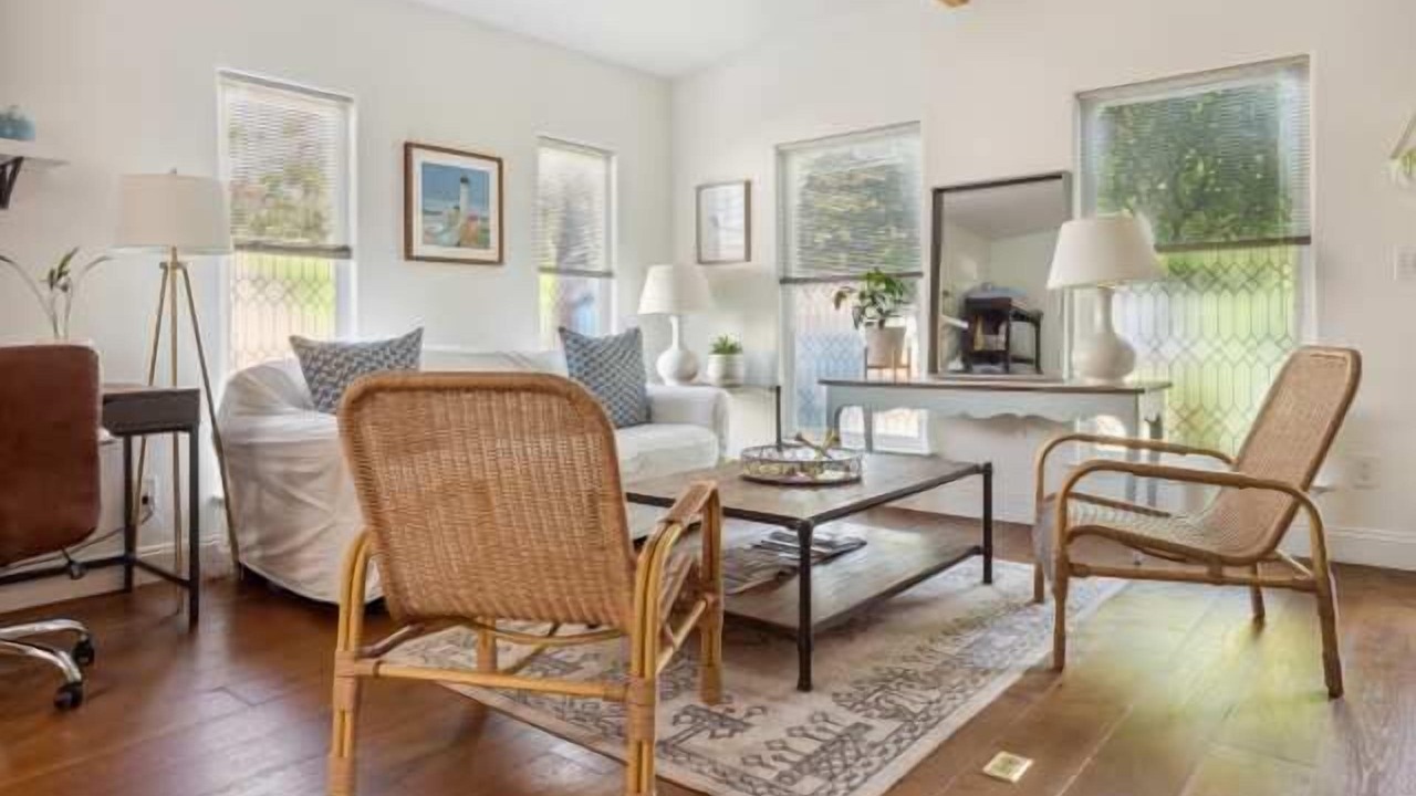 Photo of Livingroom in Westside Santa Cruz