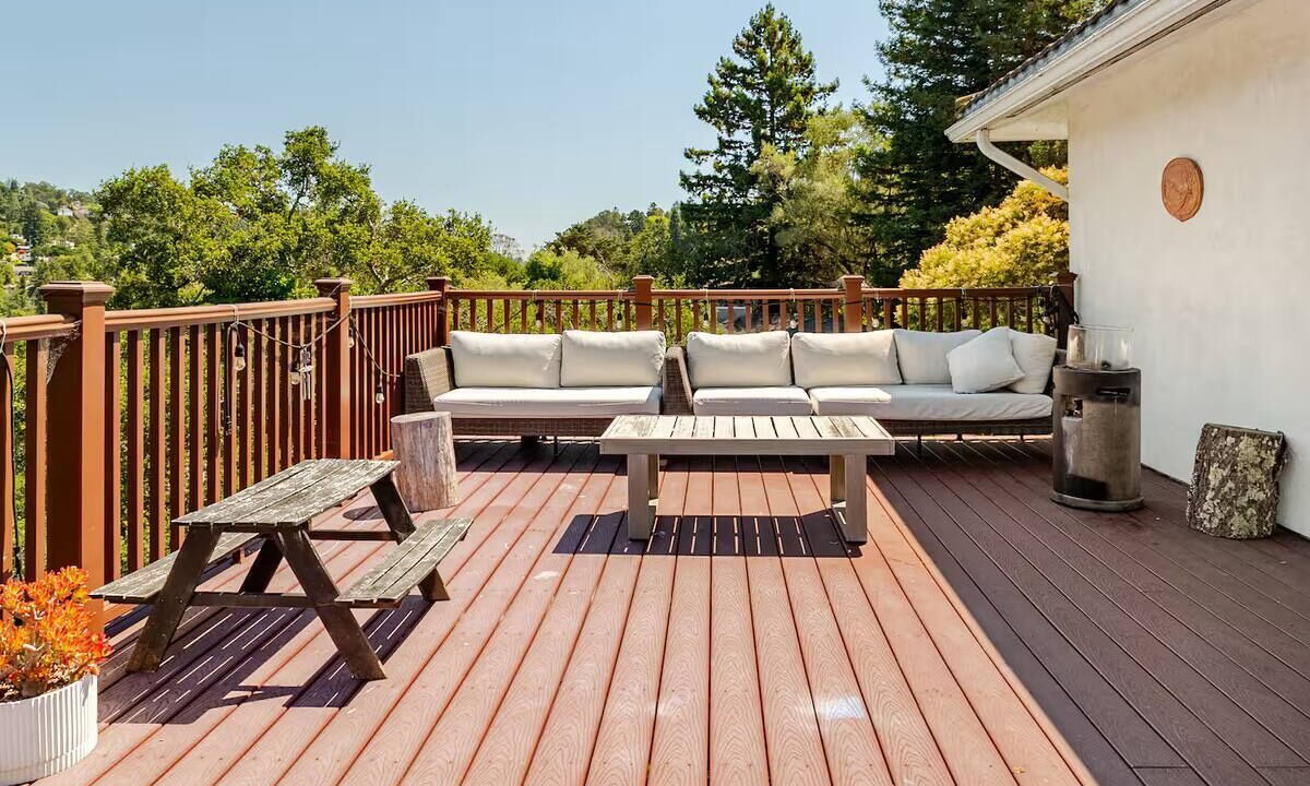 Photo of Patio Balcony in Upper Rockridge