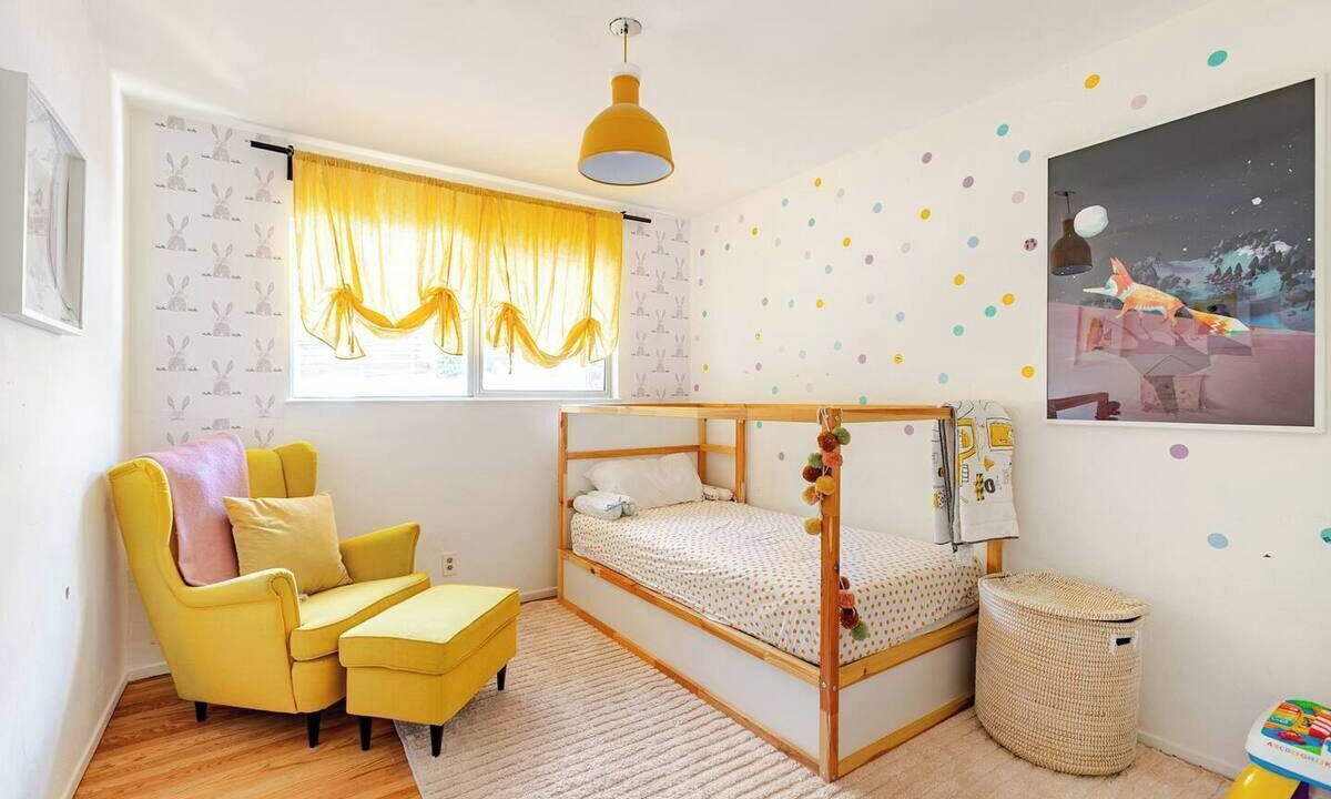 Photo of Bedroom in Upper Rockridge