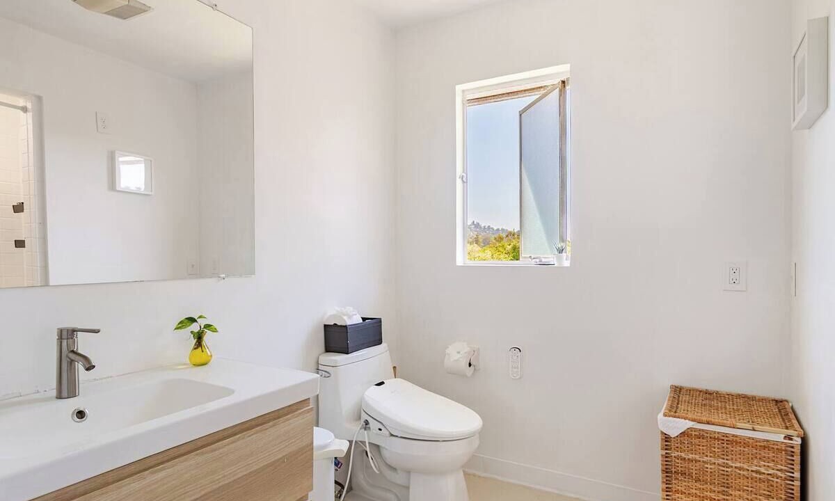 Photo of Bathroom in Upper Rockridge