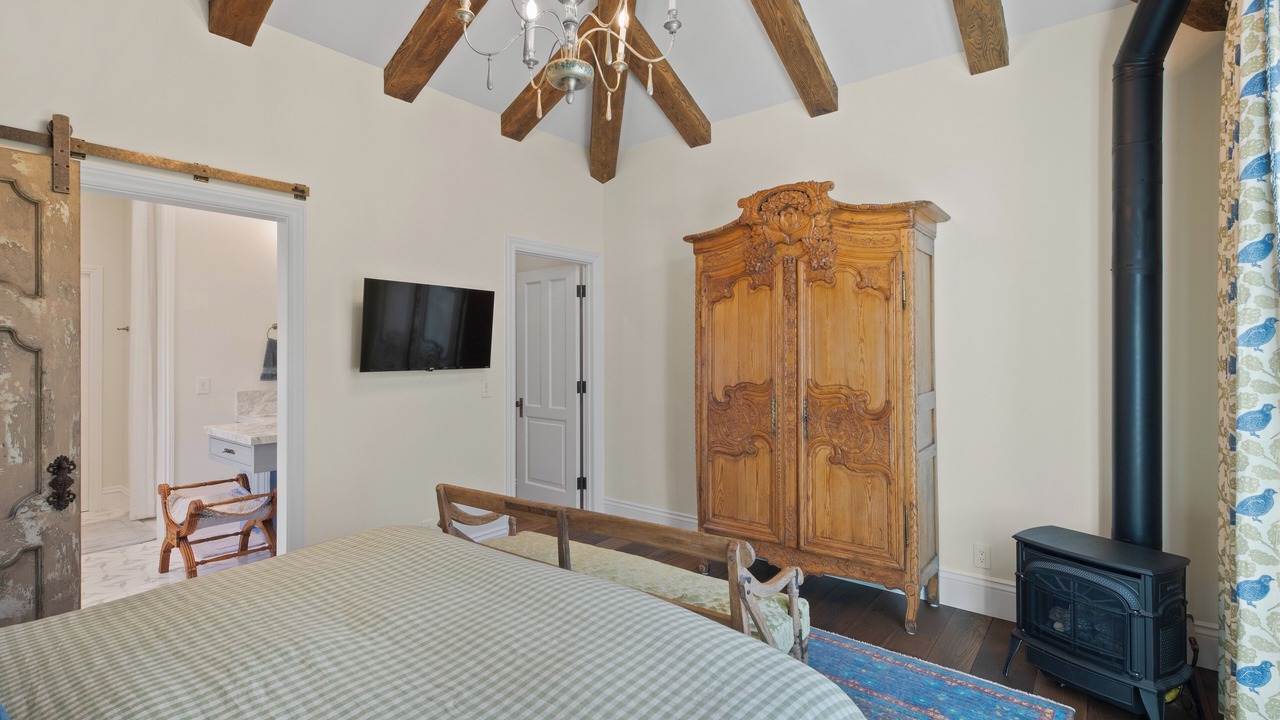 Photo of Bedroom in Napa