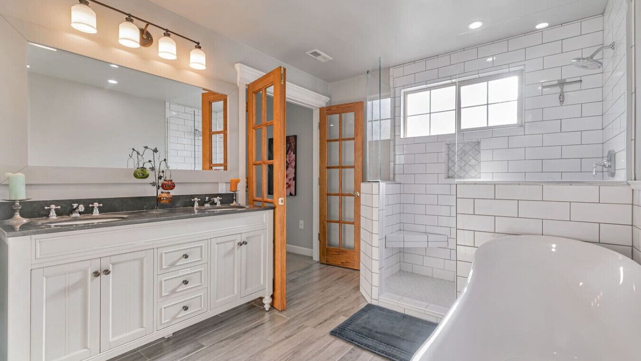 Photo of Bathroom in Ryland